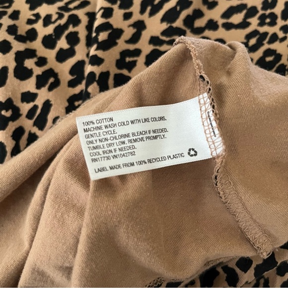 Wild Fable Leopard Print T-Shirt Women's Size S Brown Short Sleeve Boxy Top - Picture 5 of 7